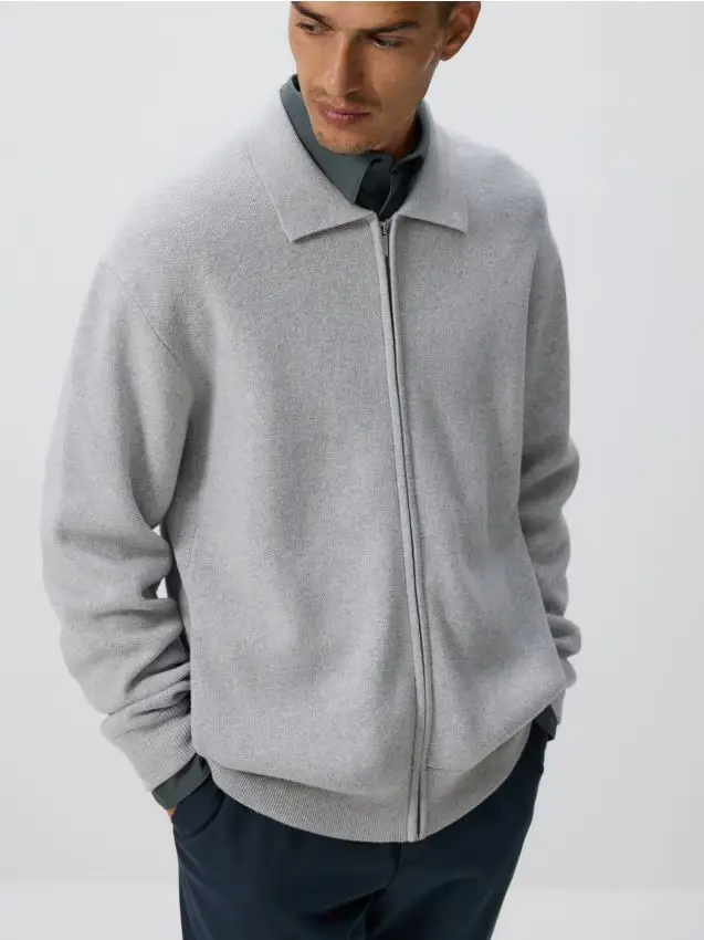 Maglione abbottonato con collo - grigio chiaro