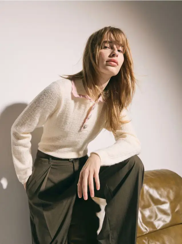 Maglione con colletto decorativo - nude