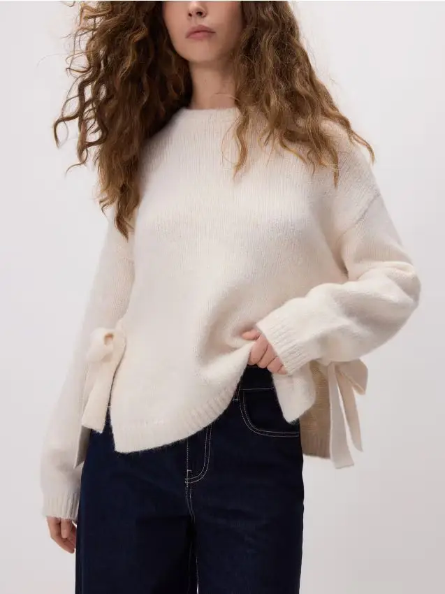 Maglione con fiocchi - nude