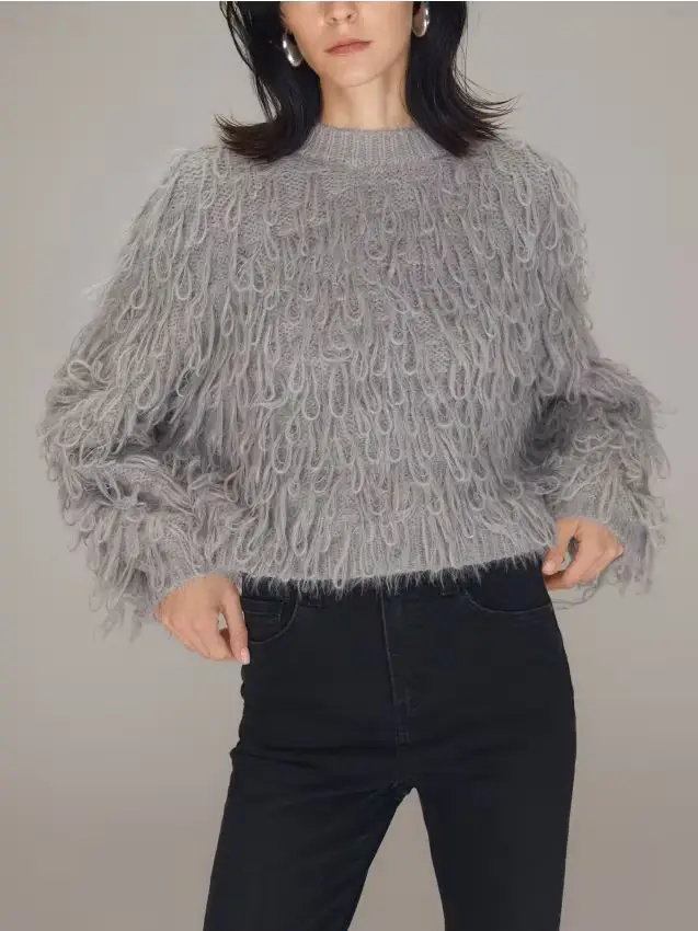 Maglione con frange - grigio chiaro
