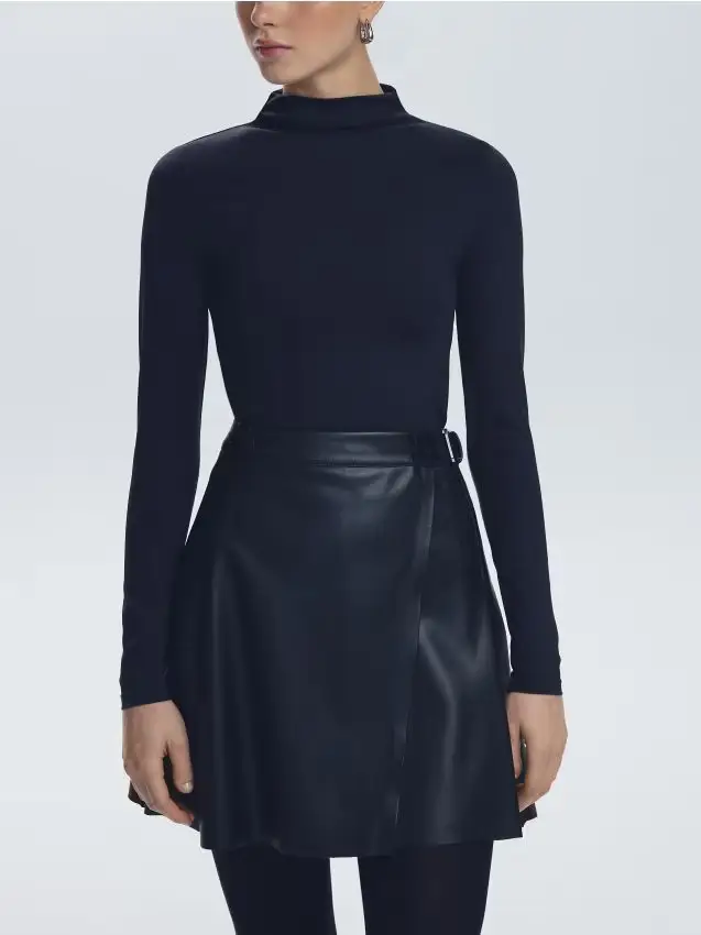 Manica lunga con collo alto - nero