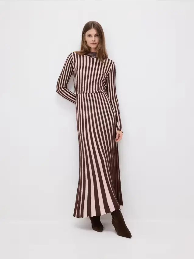 Maxi gonna in maglia - marrone scuro