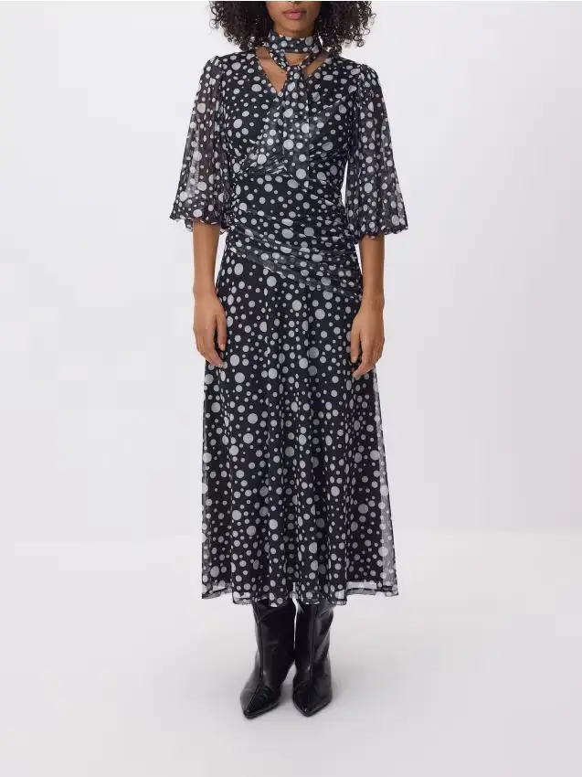 Maxivestito in chiffon - nero