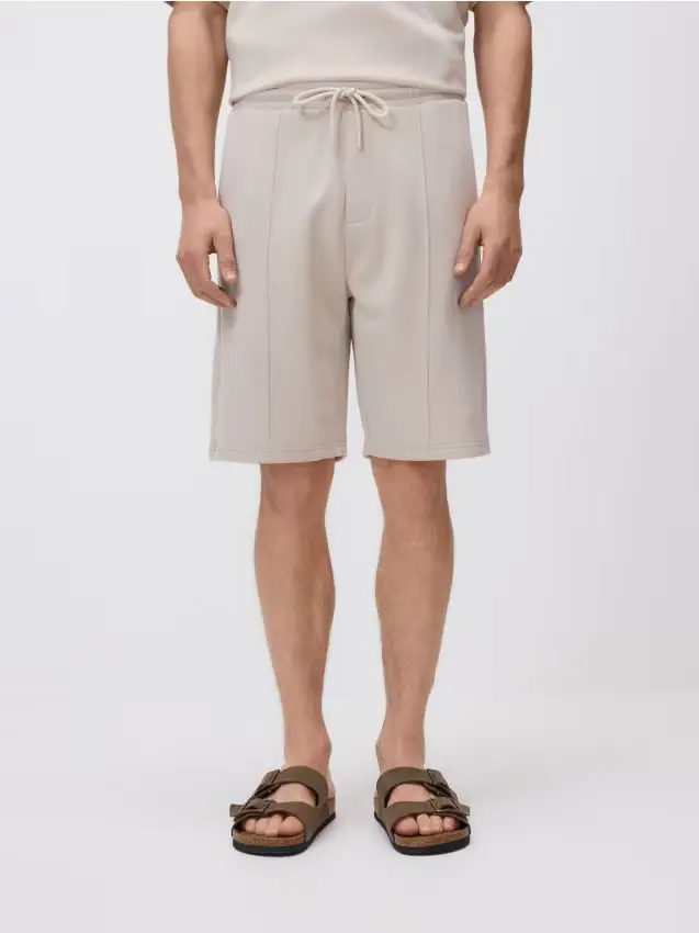 MEN`S SHORTS - beige
