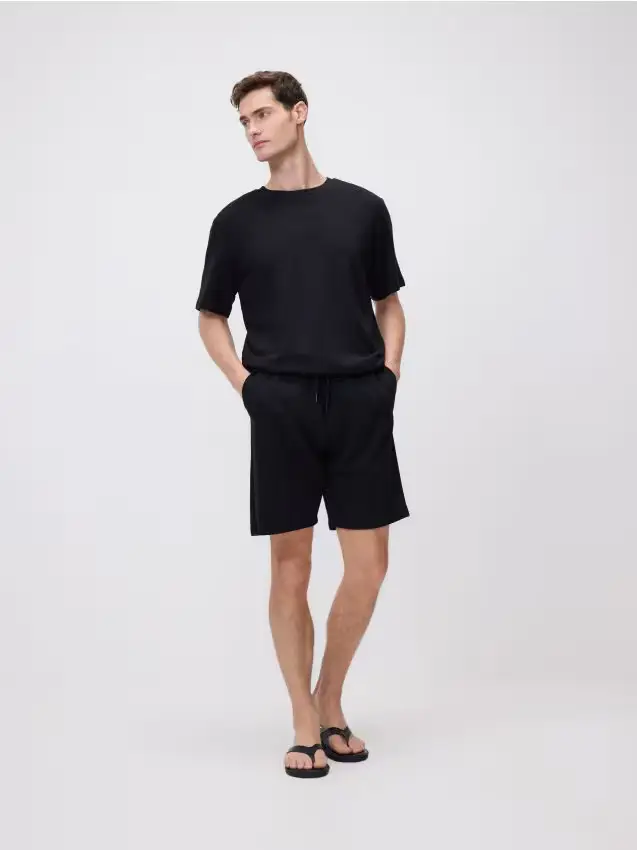 MEN`S SHORTS - nero