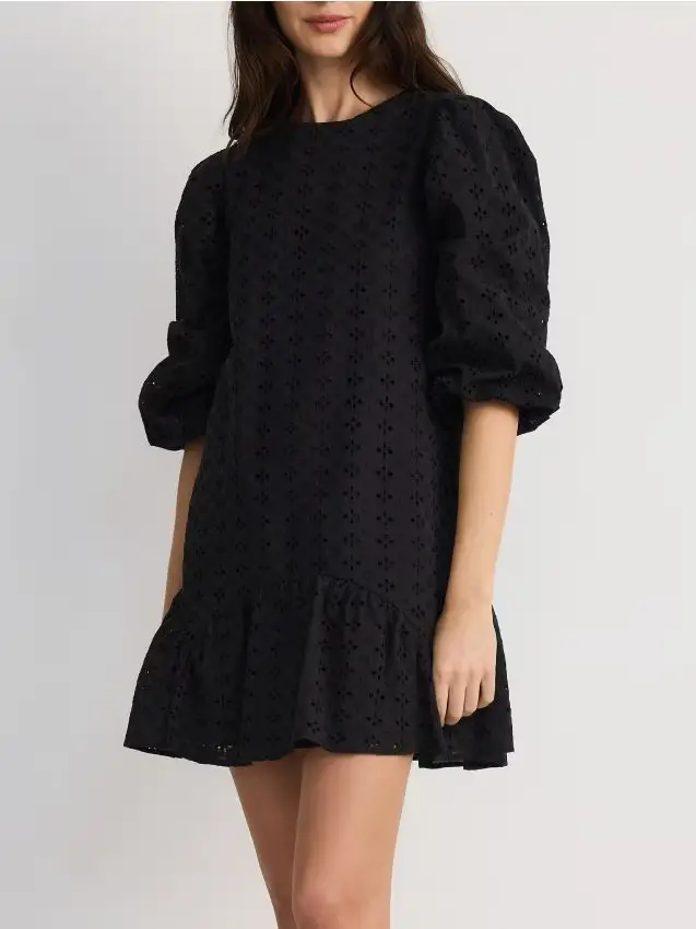 Mini vestito traforato - nero