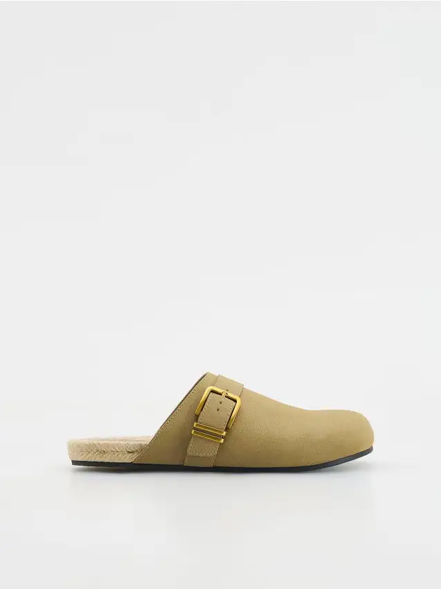 Mules con fibbie - beige