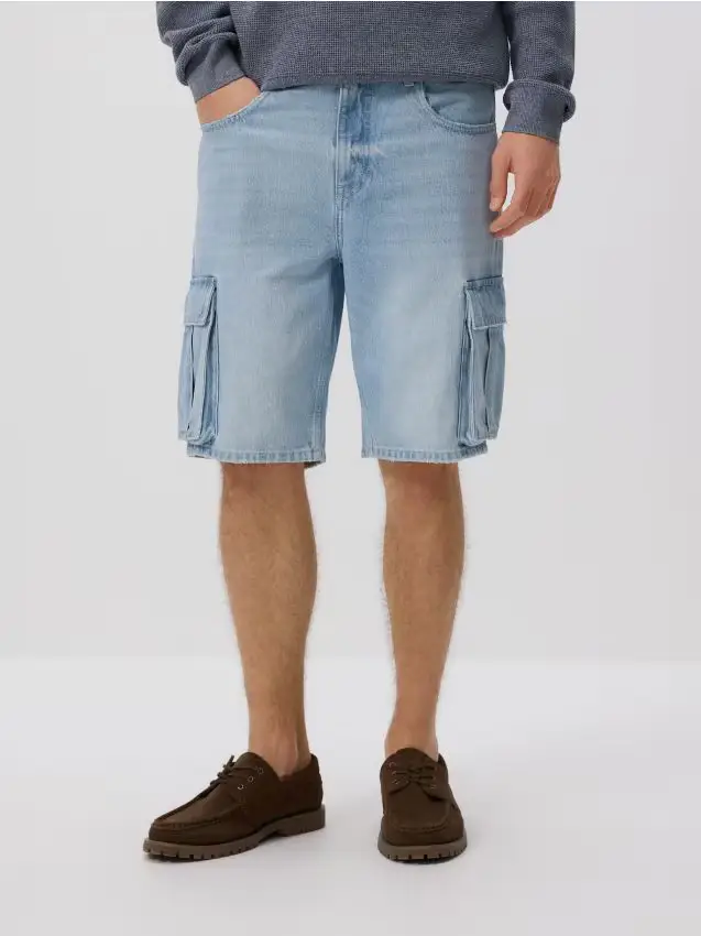 Pantaloncini cargo in denim - blu