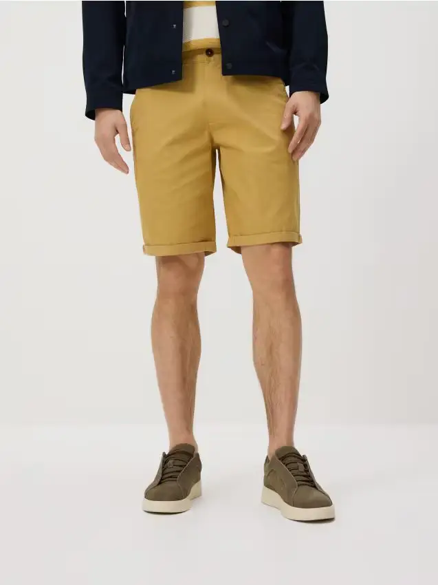 Pantaloncini chino in cotone - ambra