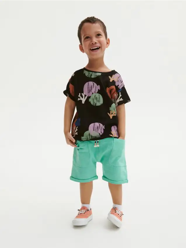 Pantaloncini in cotone con tasche - verde menta