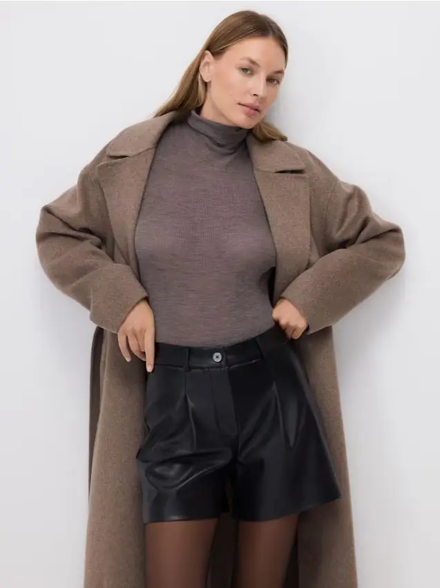 Pantaloncini in ecopelle - nero