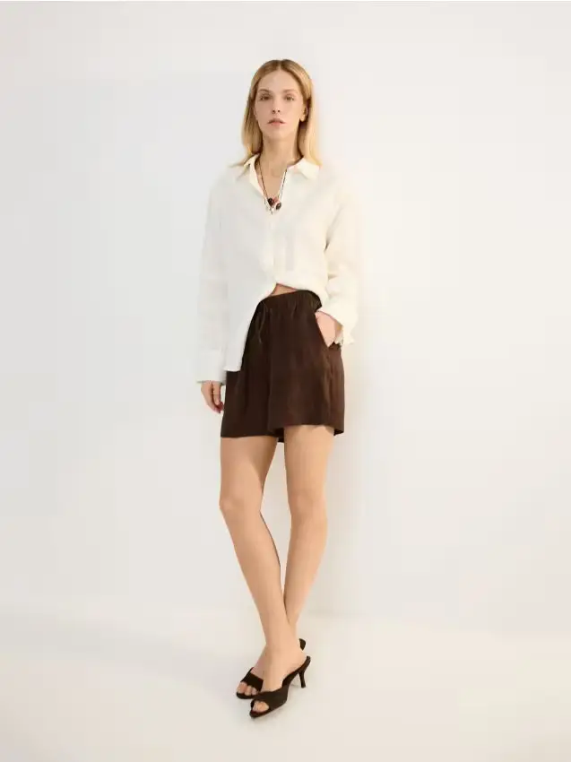 Pantaloncini in lino - marrone scuro