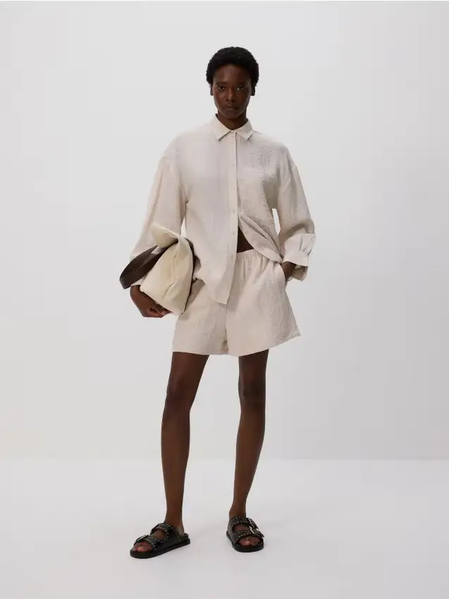 Pantaloncini in misto viscosa - beige