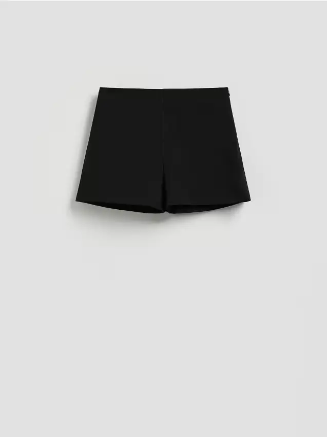 Pantaloncini in misto viscosa - nero