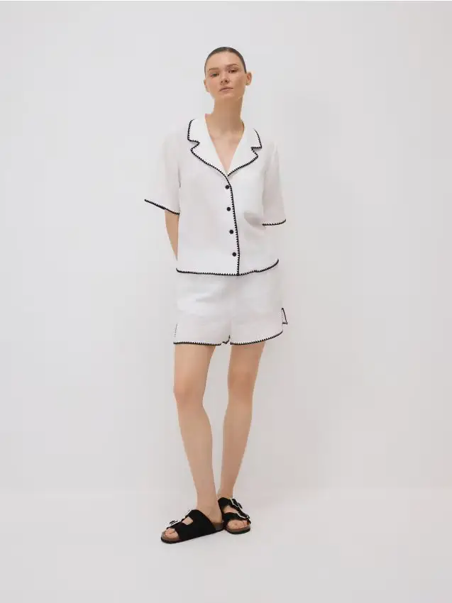 Pantaloncini in mussola - bianco