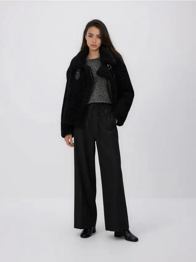 Pantaloni a gamba ampia con piega stirata - grigio scuro