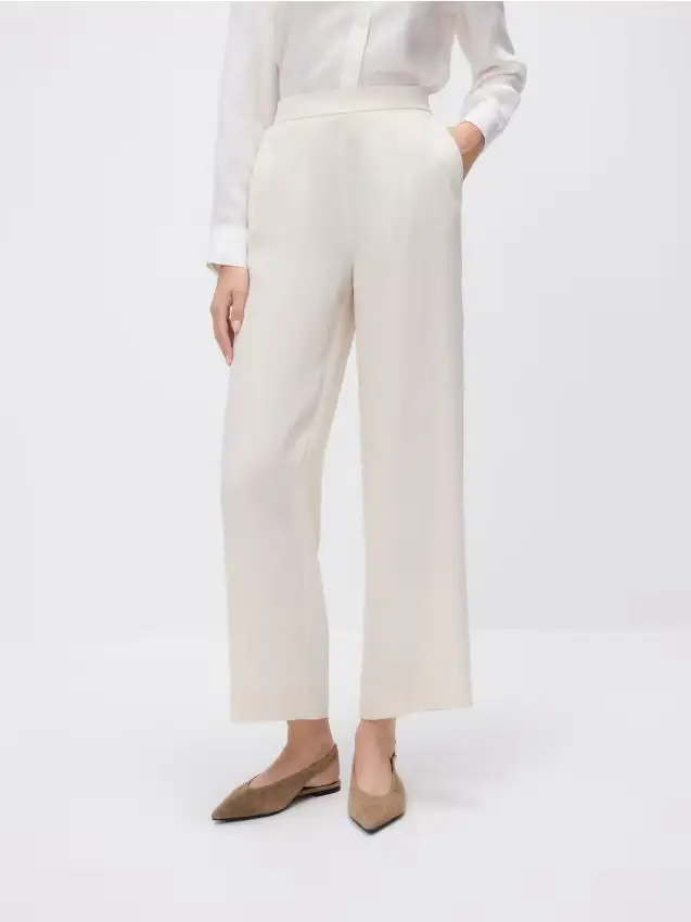 Pantaloni ampi in viscosa - beige