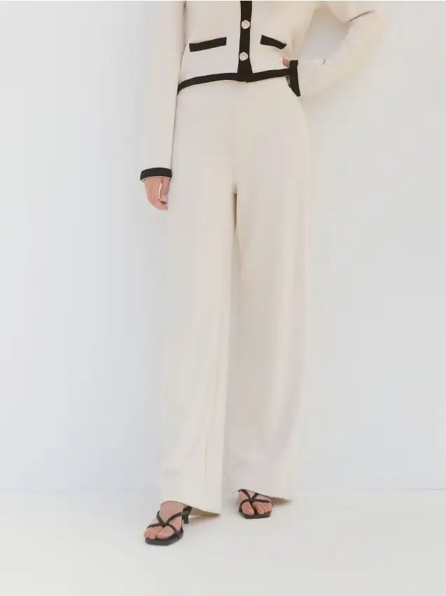 Pantaloni ampi in viscosa - nude