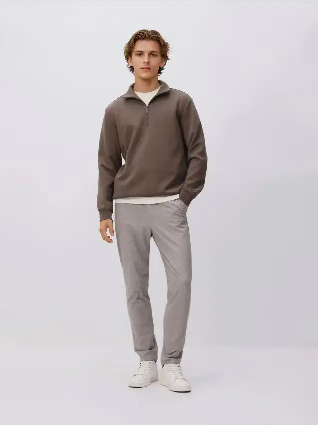 Pantaloni carrot con laccio - beige