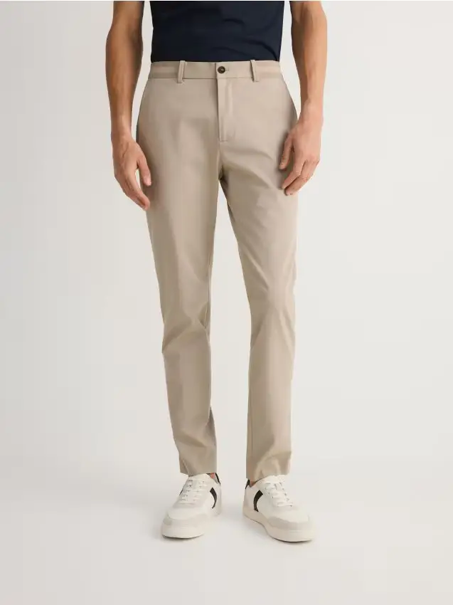 Pantaloni chino con pince - beige
