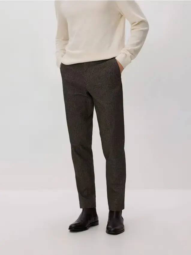 Pantaloni chino con pince - marrone scuro