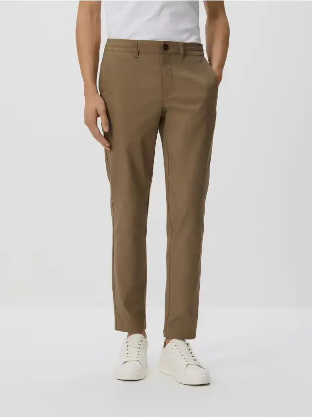 Pantaloni chino modello carrot - beige