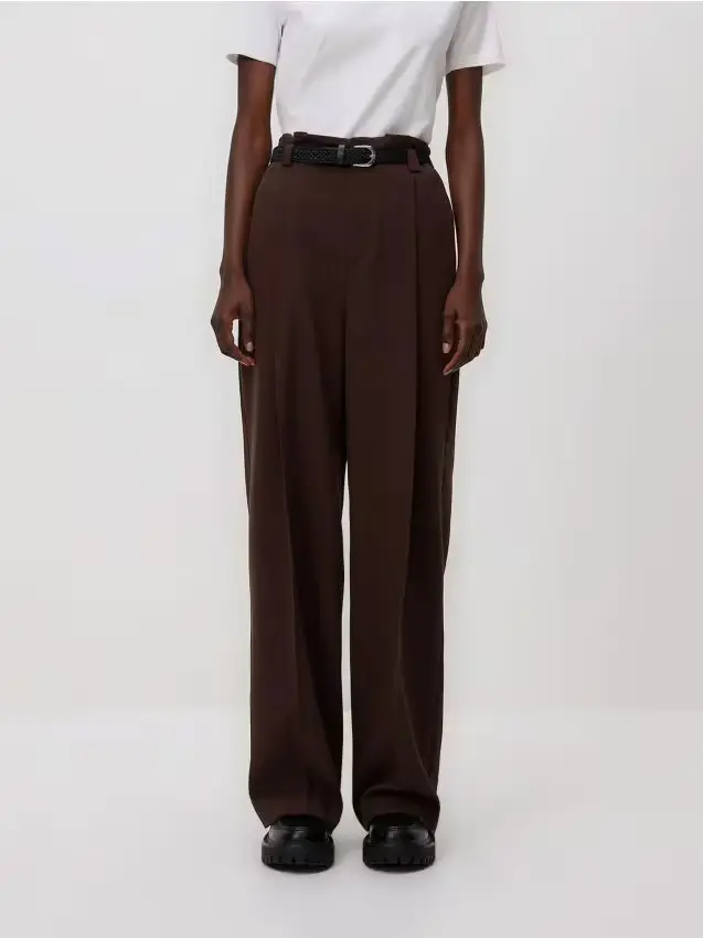 Pantaloni con cintura - marrone