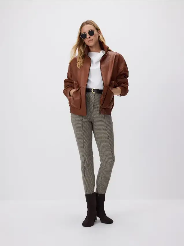 Pantaloni con cintura - marrone