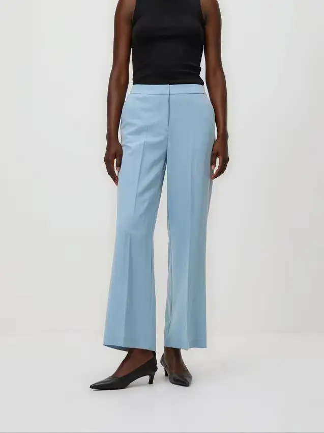 Pantaloni con piega stirata - azzurro