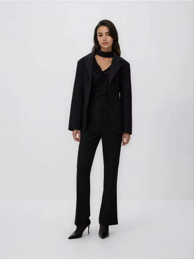 Pantaloni con spacco - nero