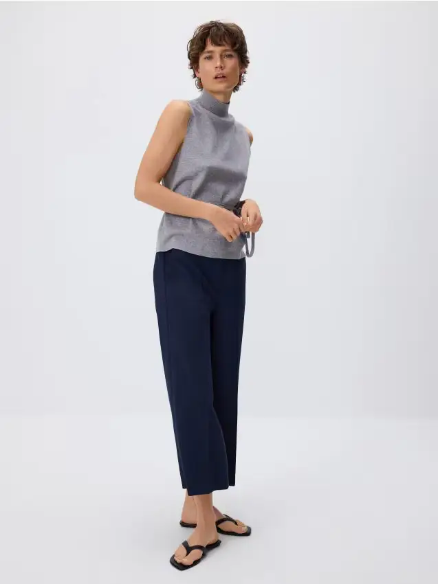 Pantaloni culotte con piega stirata - blu scuro