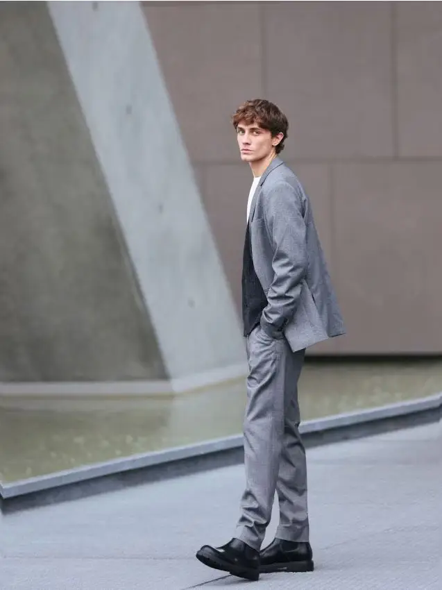 Pantaloni da completo con piega - grigio