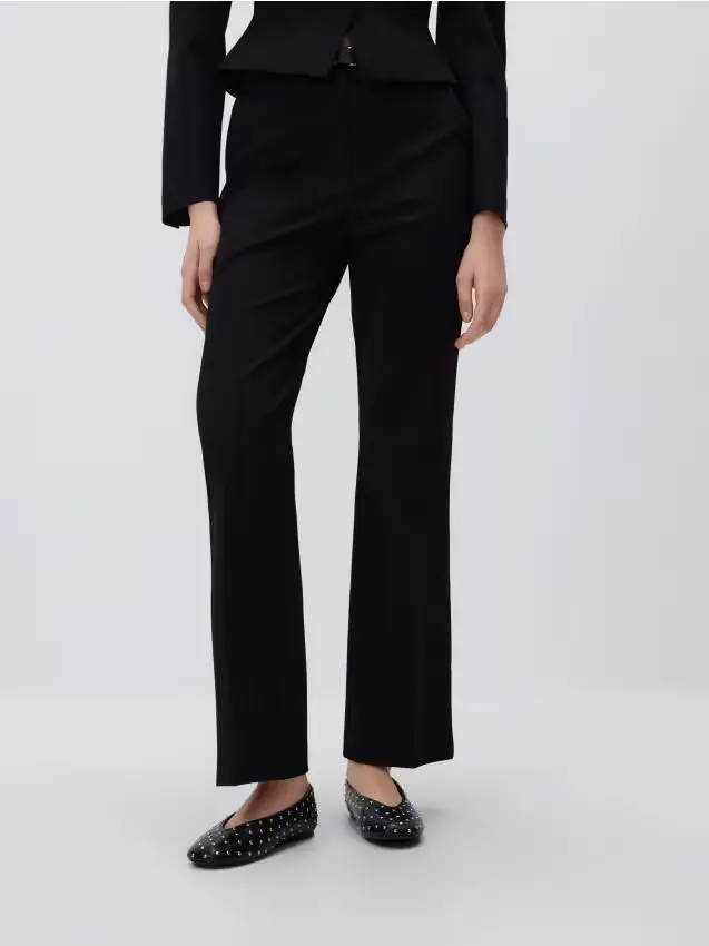 Pantaloni flare con cintura - nero