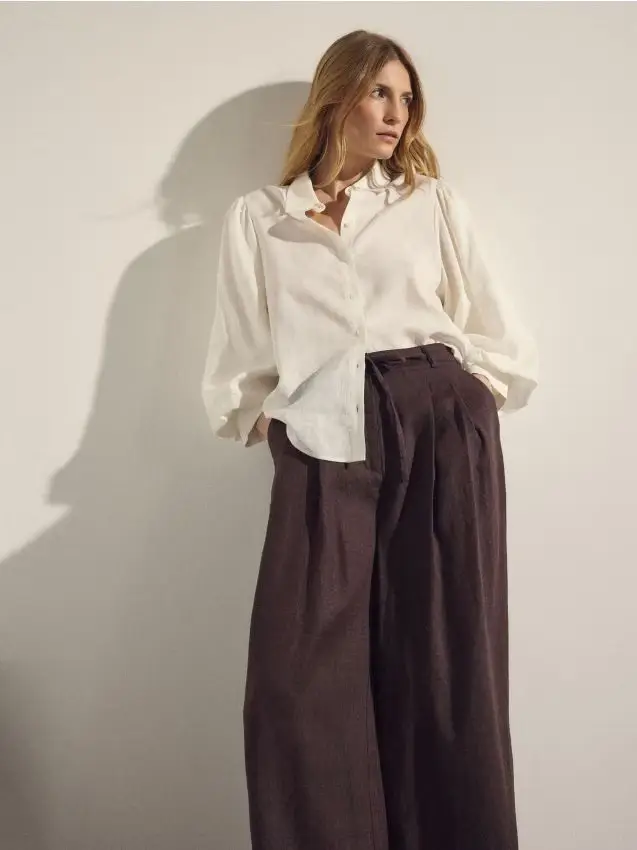 Pantaloni in lino con laccio - marrone scuro