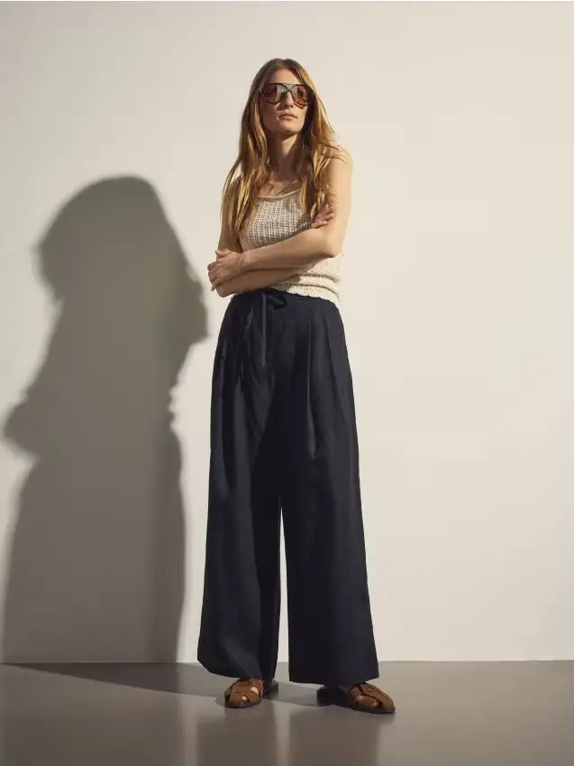 Pantaloni in lino con laccio - nero