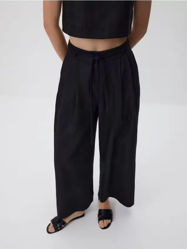 Pantaloni in lino con laccio - nero