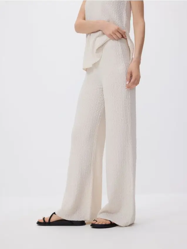 Pantaloni in tessuto strutturato - panna