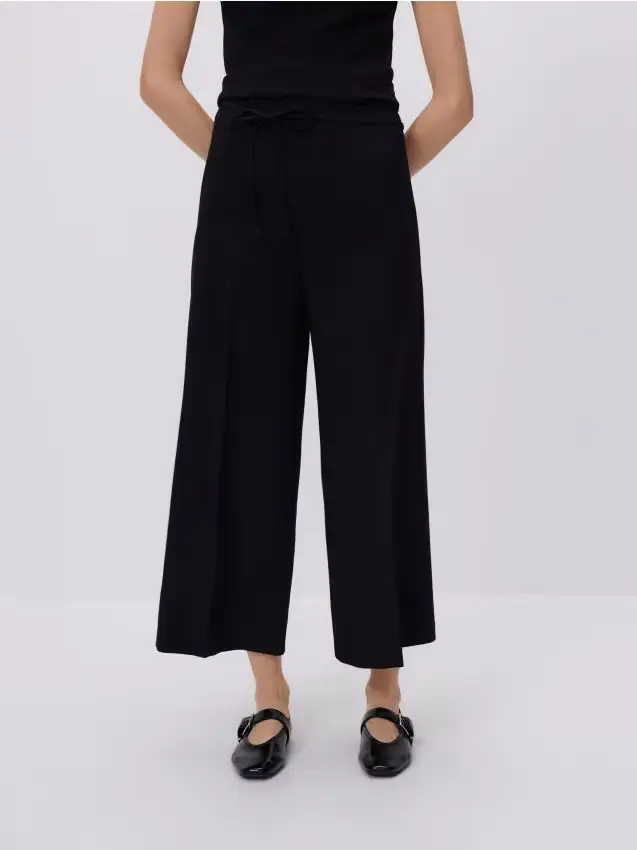 Pantaloni larghi con laccio - nero