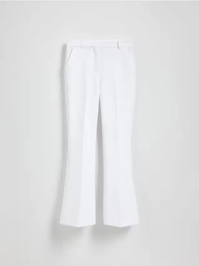 Pantaloni svasati flare con piega - panna