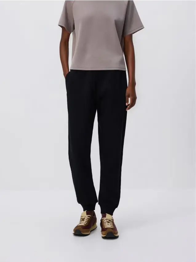 Pantaloni tuta con coulisse - nero