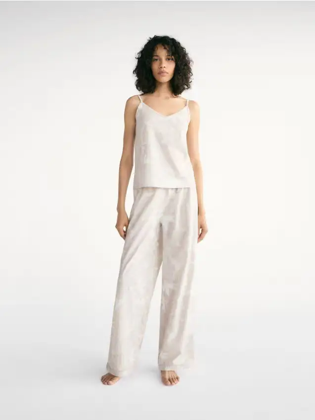 Pigiama due pezzi a fantasia - beige