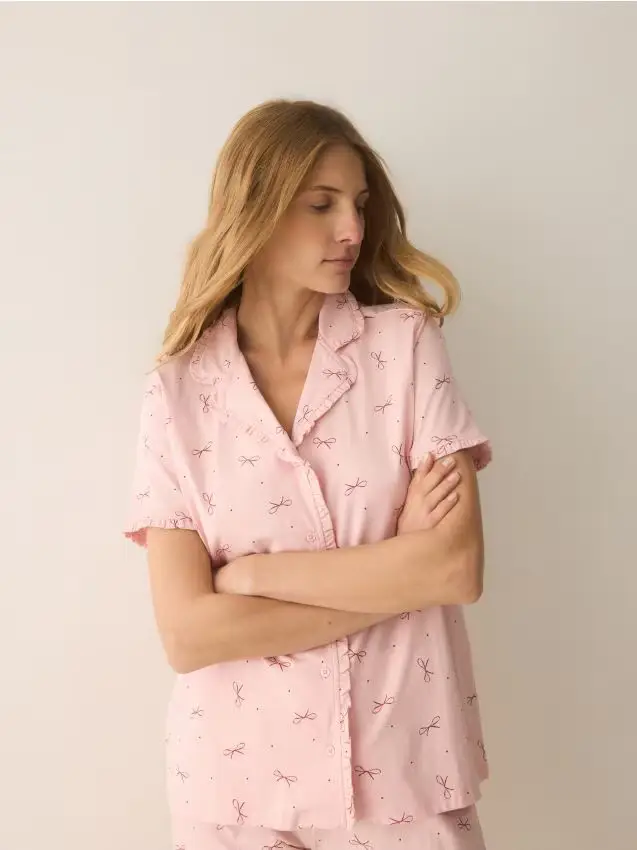 Pigiama due pezzi con fantasia - rosa