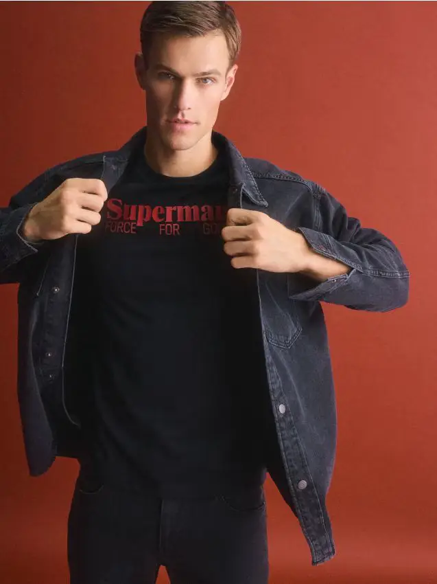 Puuvillane T-särk regular fit SUPERMAN™ - nero