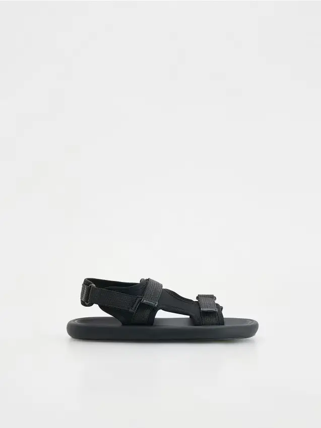 Sandali con velcro - nero