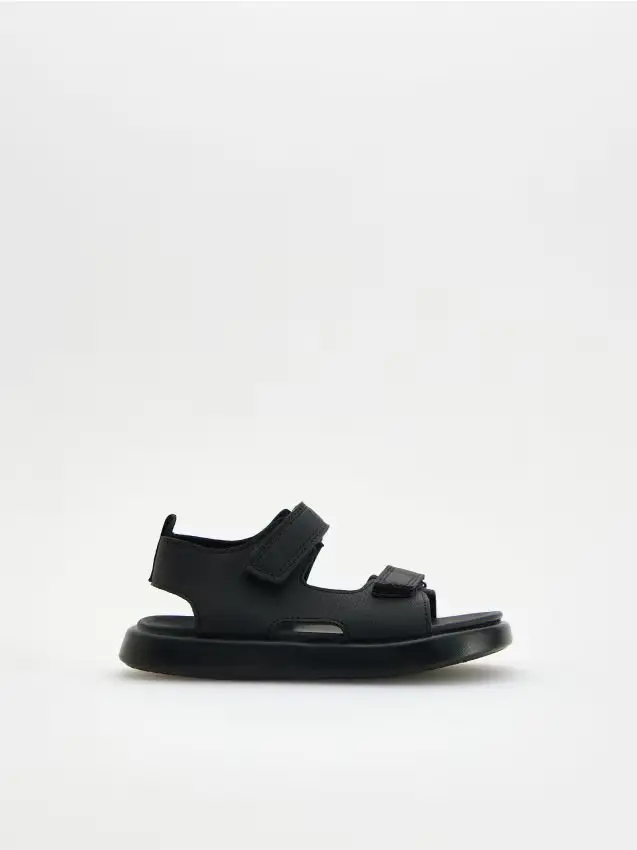 Sandali con velcro - nero