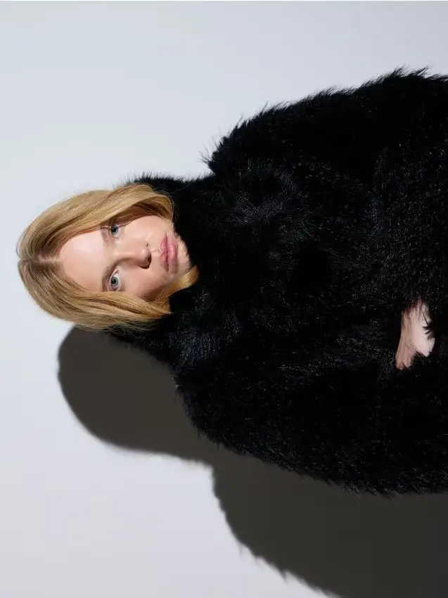 Sciarpa in eco pelliccia - nero