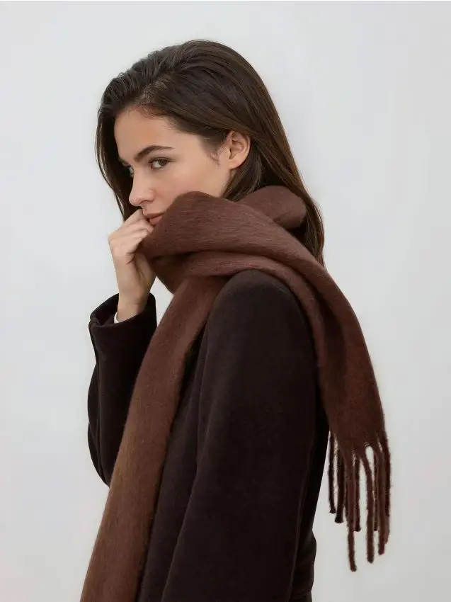 Sciarpa semplice con frange - caffè