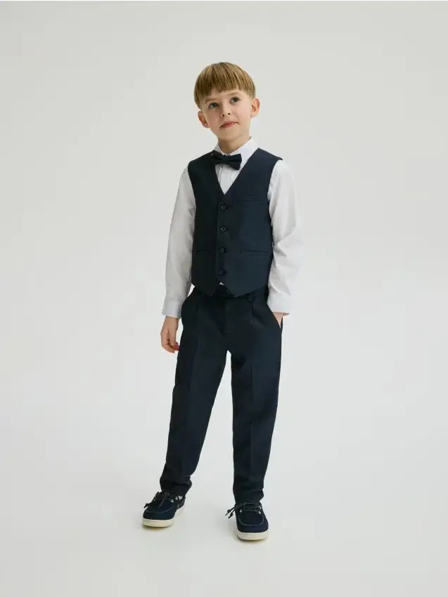 Set elegante con papillon - blu scuro