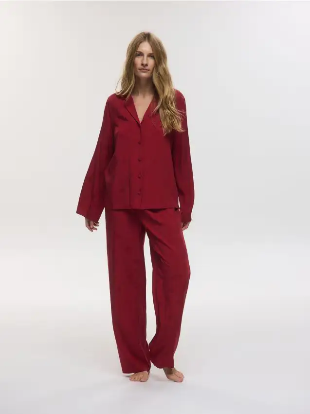 Set pigiama da due pezzi con motivo a cuori - rosso