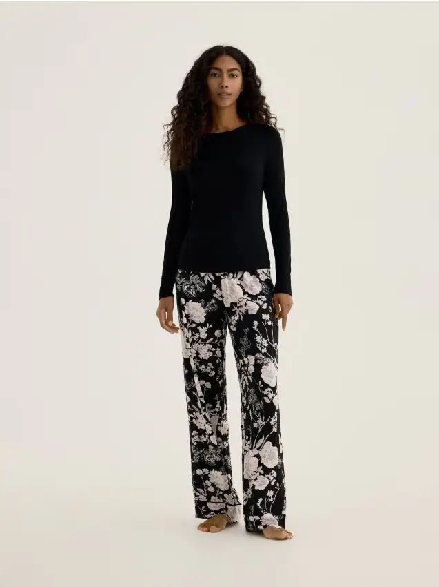 Set pigiama da due pezzi in viscosa - nero